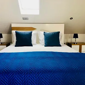 https://casas-do-baleeiro-whalers-houses.madeira-islandshotels.com