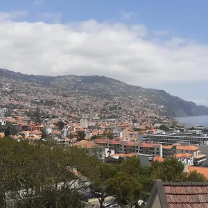 https://apt-living-cabouqueira.madeira-islandshotels.com